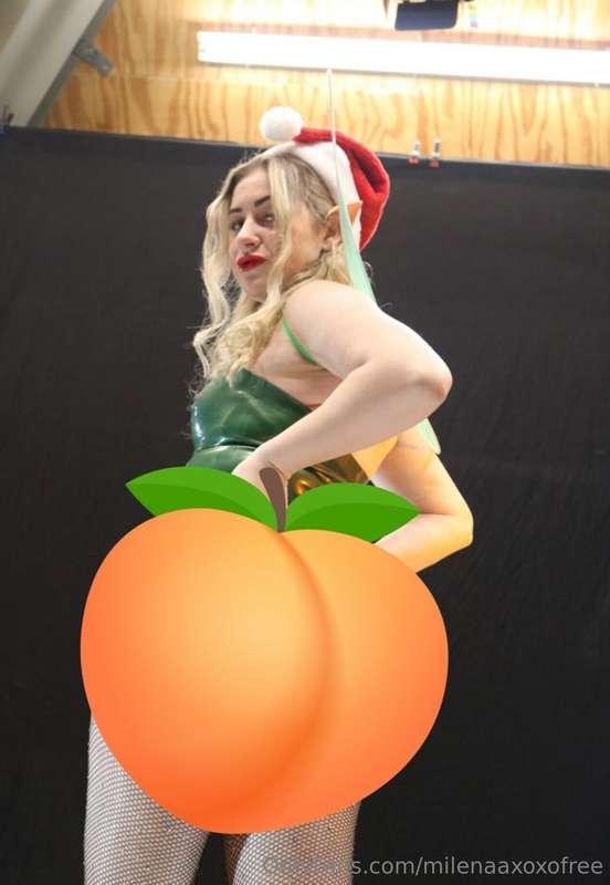 Would you like to see my Big Bubble Butt in Fishnets underne..
