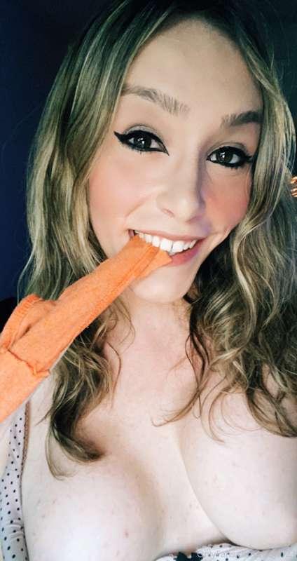 zoeyt123 image #1
