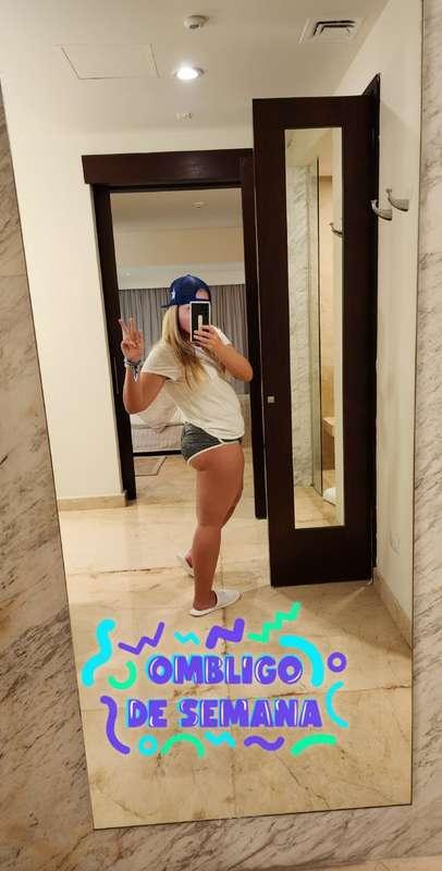 I'm on vacation this week. Sharing my farts with fans subscr..