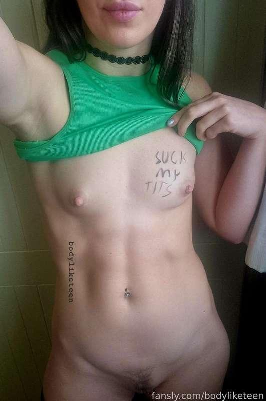 Lets fuck babe 😈🥵I need your support babe. Bigger tip=bigger reward. From 20$ and more masturbation videos🥰 #grool #wetpussy #piercing #fitgirl #abs #masturbation #petite #hairy #fyp #flatchest