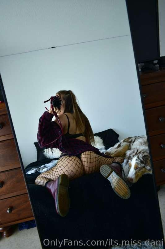 tear my stockings 😈
