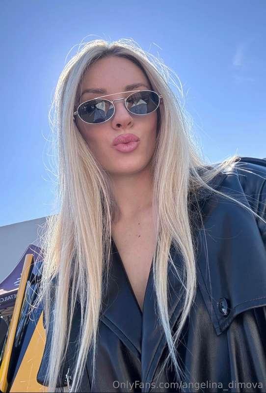 send you an air kiss💋