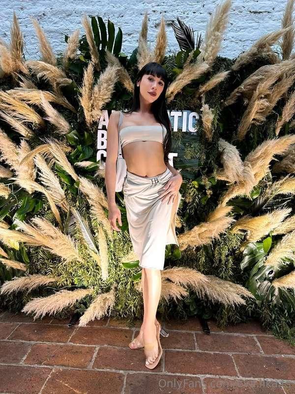 Be honest...If I showed up at your door like this, would you..