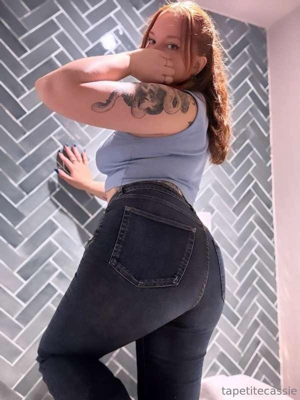 Vous en pensez quoi de la pose de ce carrelage ?💗💕 @tapetite..