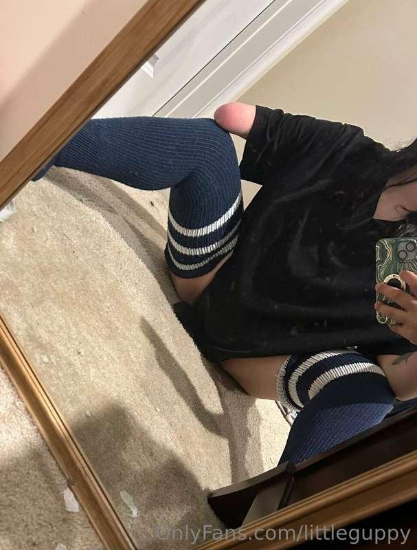 As you can tell I love my thigh highs 🥰