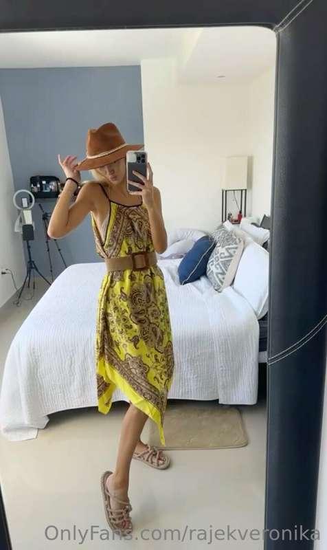 Miss this dress 😊💛
