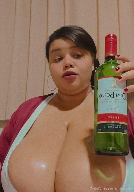 Feeling so strong and magic..... :p BYE BOTTLE :P
ADEUS GARR..