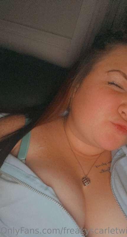 Wanna sneak peak 🥵🥵