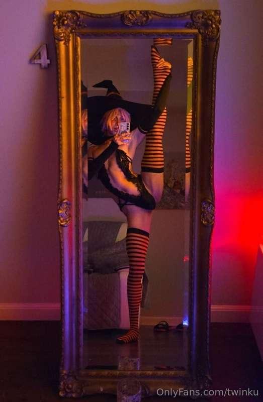 A little wicked, a lot of sexy 💄🔮