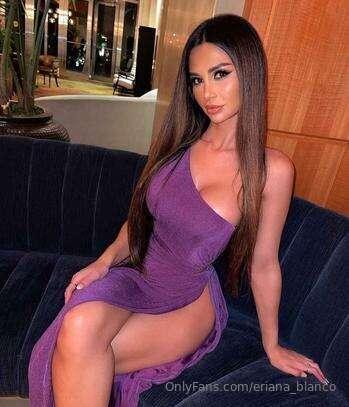 Do you like when your girl dresses up for you?💜