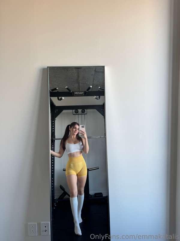 cute gym fit = great workout 💫