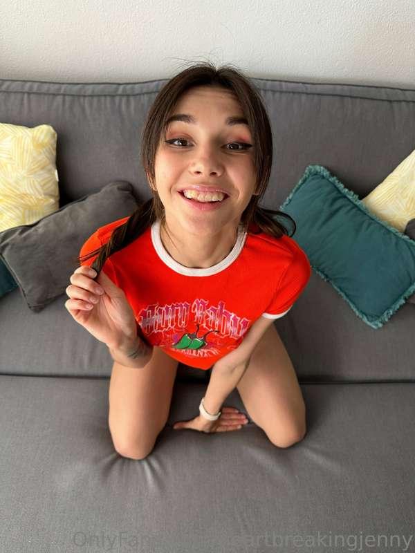 What do you think about when you see me in this position? 😈😏