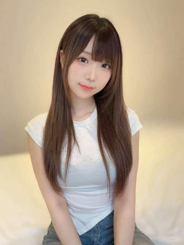 생머리가 잘어울리는 여자