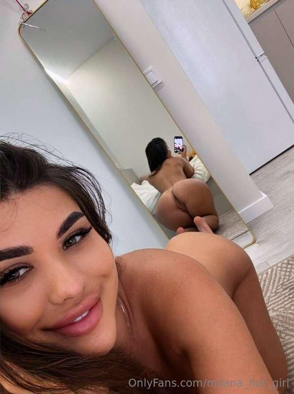 FREE FIRST 50 SUBS, HURRYThis @cute.zlata slutty brunette’s ..