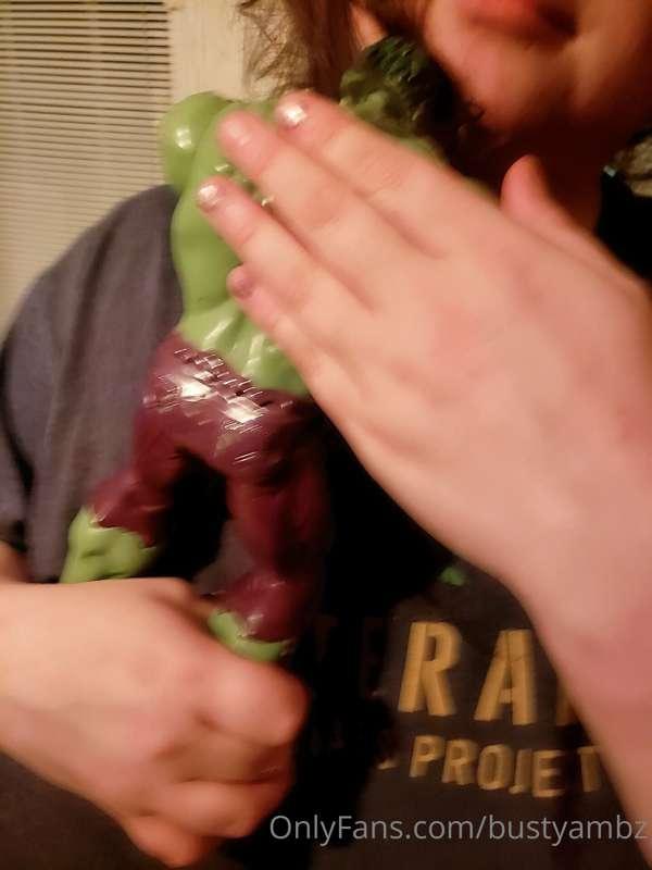 bustyambz image #7