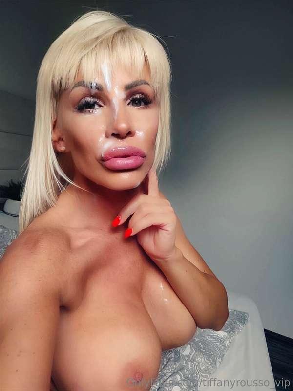 Szerintetek mennyire imádom a finom forró spermát??? Végem v..