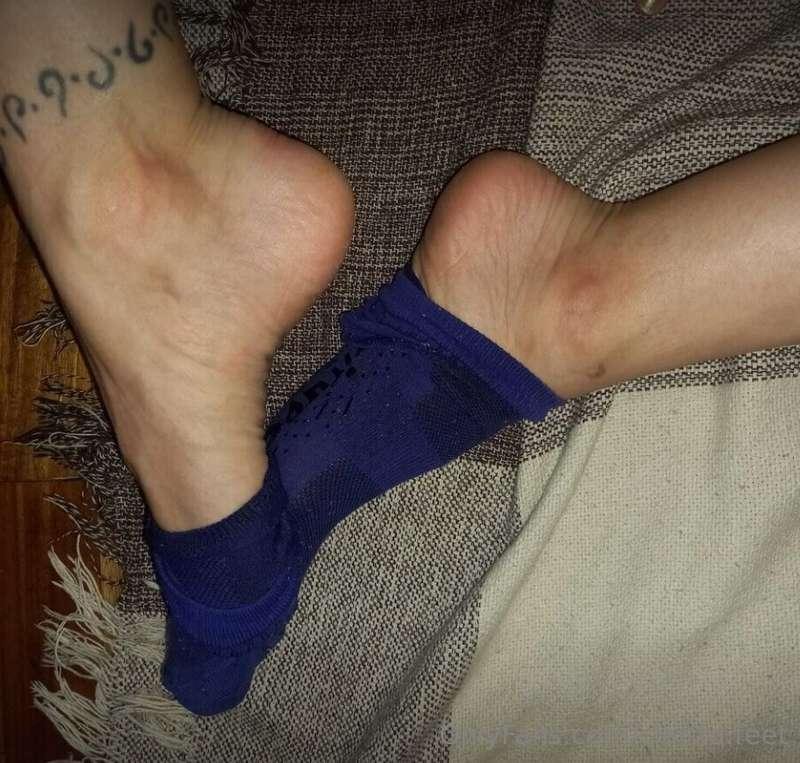 clarita.feet image #0