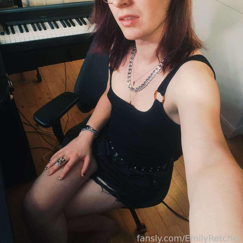 emilyretcher image #2