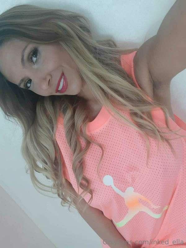 Experience a world of pleasure with me.
