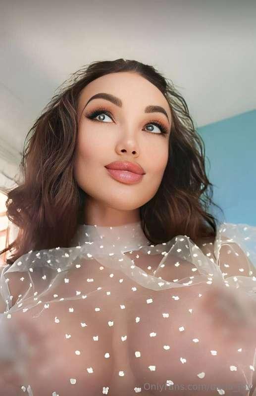 Hey, this hot girl @brittany_y make you the happiest😍💦

VIP ..