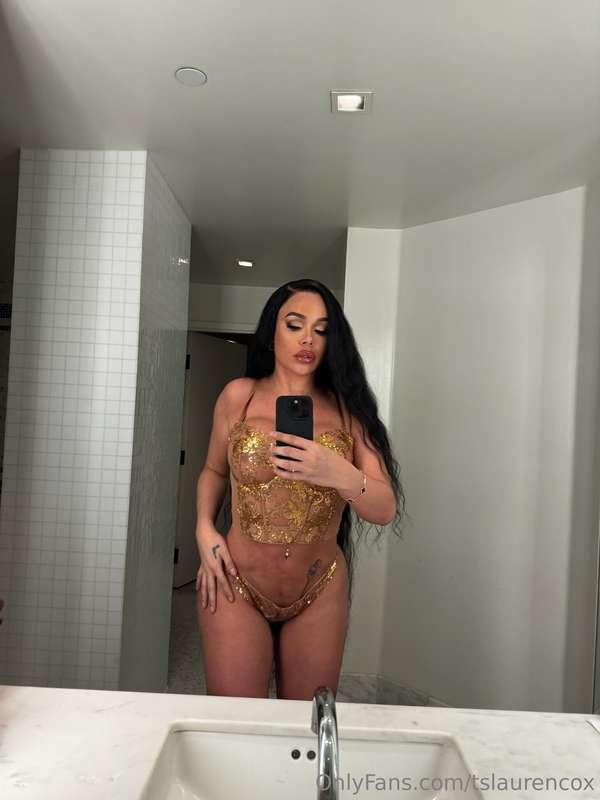 Do you like my vibe? 😚
