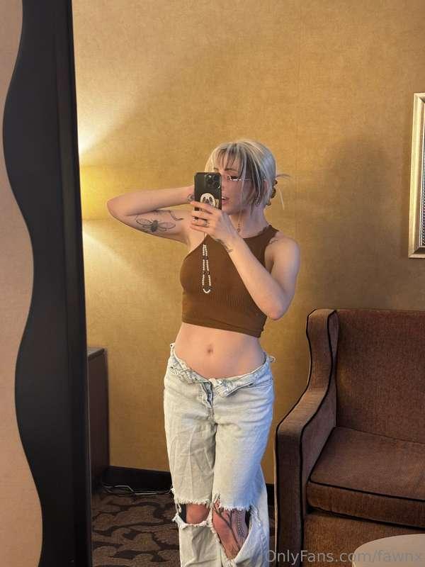 Bet your hands would get lost on me real quick 👀