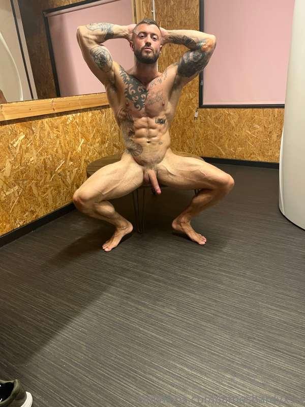 Who would love to service this big throbbing cock after work..