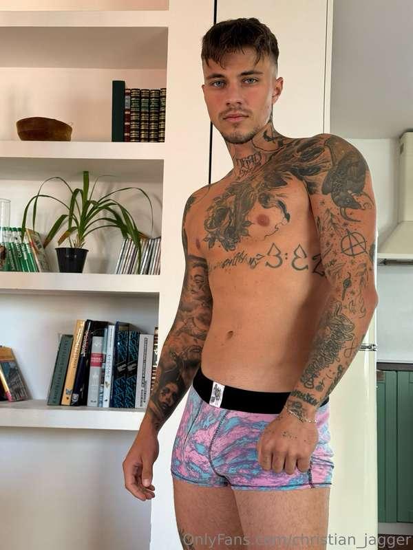 Don't be shy and show me that you want it 🍌😈