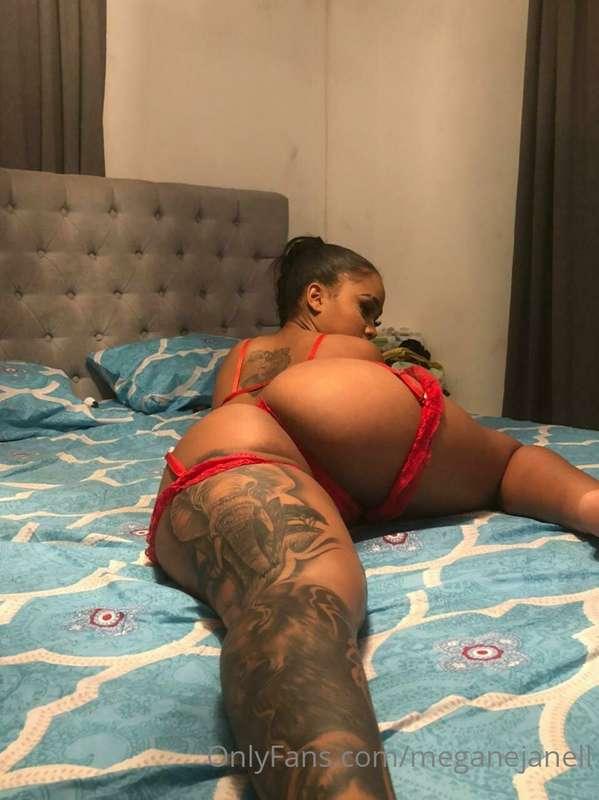 I’m go sell a lot of video and picture rn go check  #ad