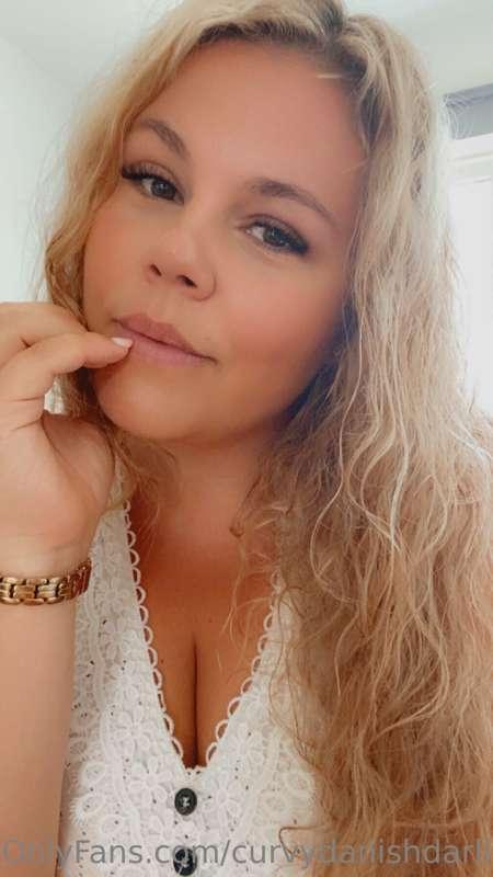 Don’t forget that my VIP onlyfans is currently 50% off 💕
htt..