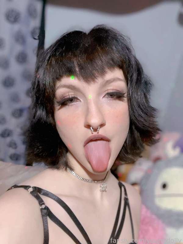 youngdolly image #5