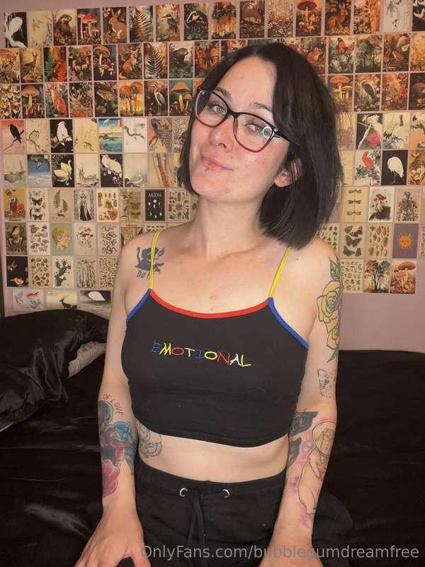 Do you wanna see my pretty pussy & cute asshole? 😍🥰👆🏻 LINKS ..