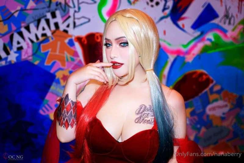 Anyone have a crush on Harley Quinn? How about Nana as Harle..