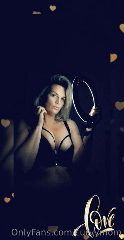 Voorbereidingen voor Nieuwjaar...

Https://onlyfans.com/thec..