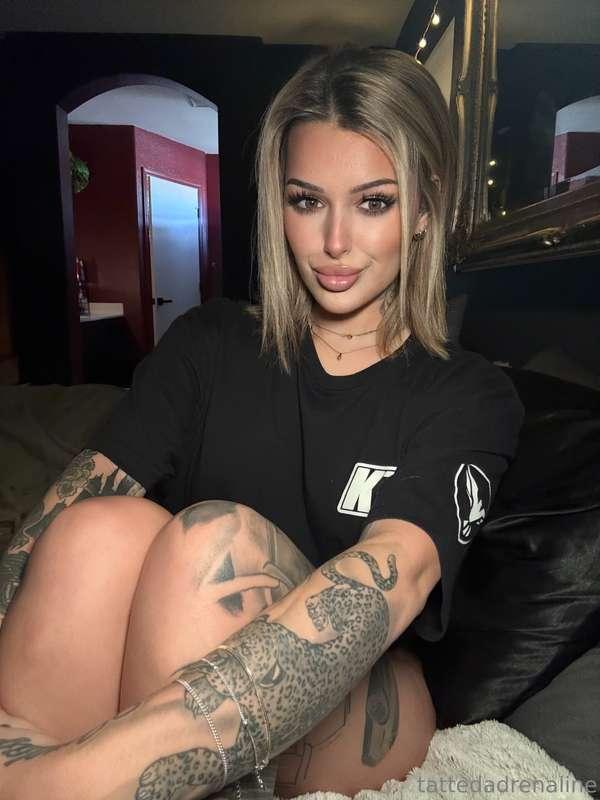 I filmed a secret clip. Who wants first dibs? 😈