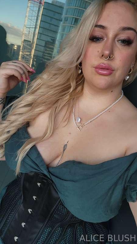 Cowgirl dildo riding video cumming soon