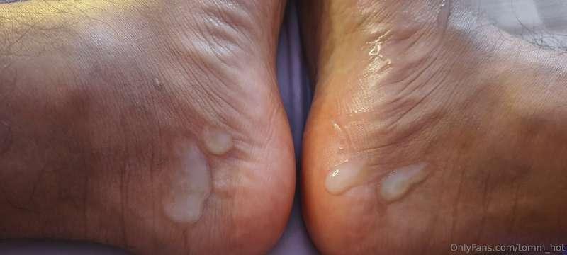 Feet full of semen