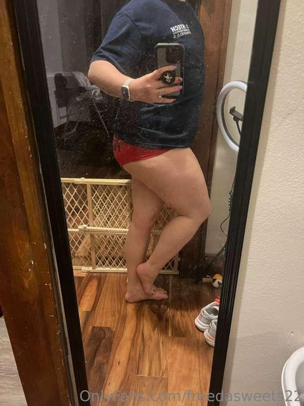 Cum and rub me down 😈