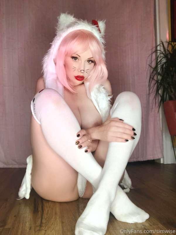 💕💖ANIME WEEK💖💕

HELLO KITTY

Ooop, now I’ve gone a bit shy ☺..