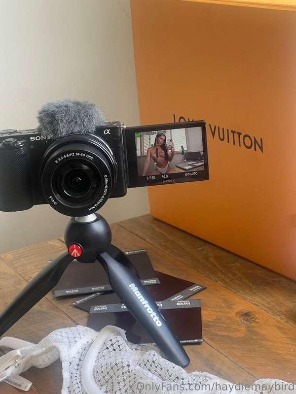 Love doing reaction videos for my subs when they send me wan..