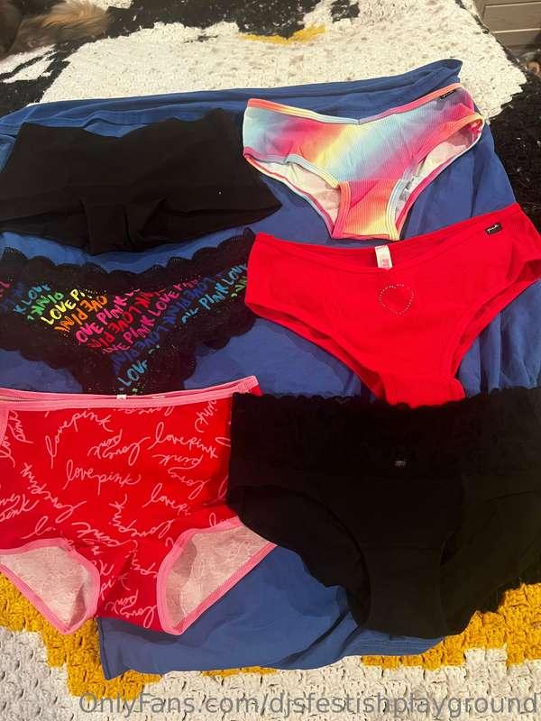 djsfetishplayground image #1