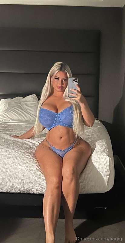 Should I stay in this or take it off? 💙
