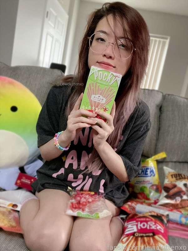 lewdkittenxo image #3