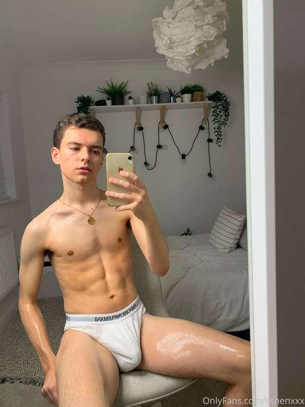 all oiled up for you💦
