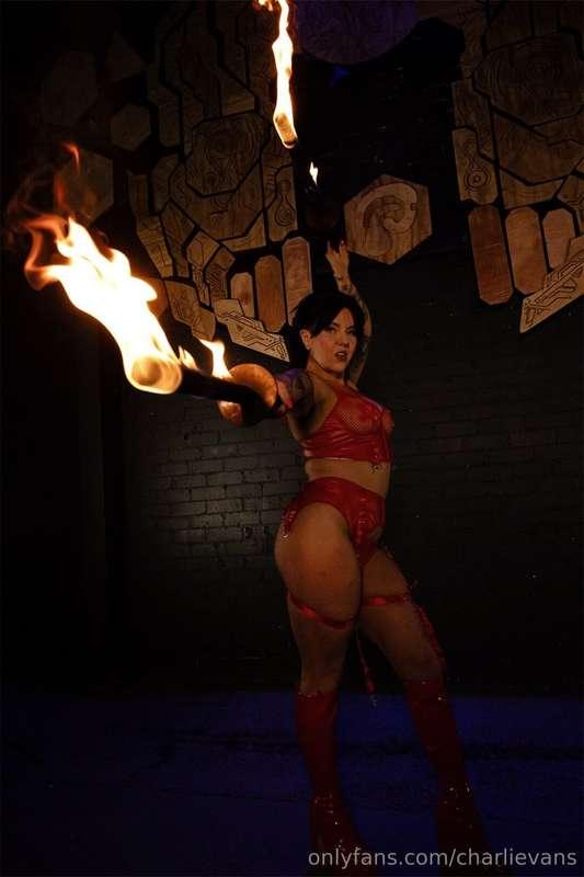 is it hot in here or is it just me? 🔥