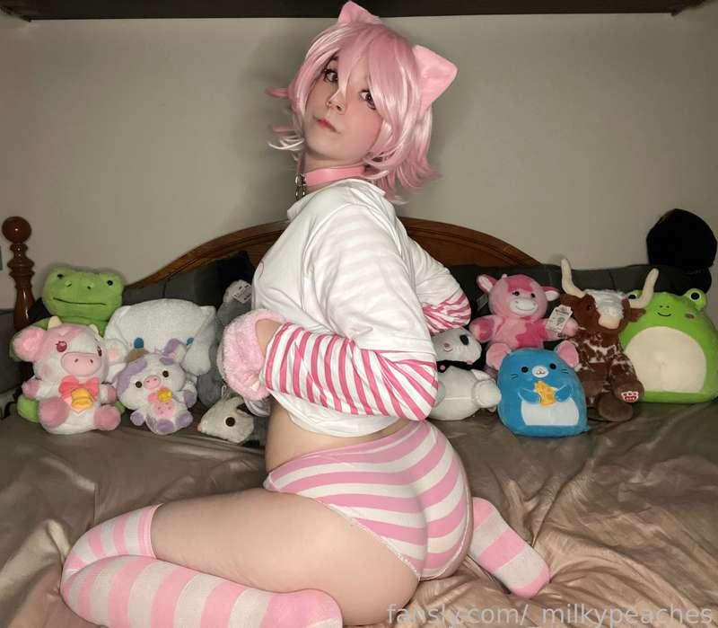 _peachpawz image #5