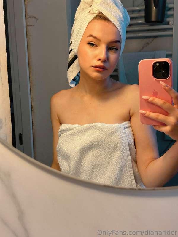 do you dream of having sex in the bath?💦
mm I think I have a..