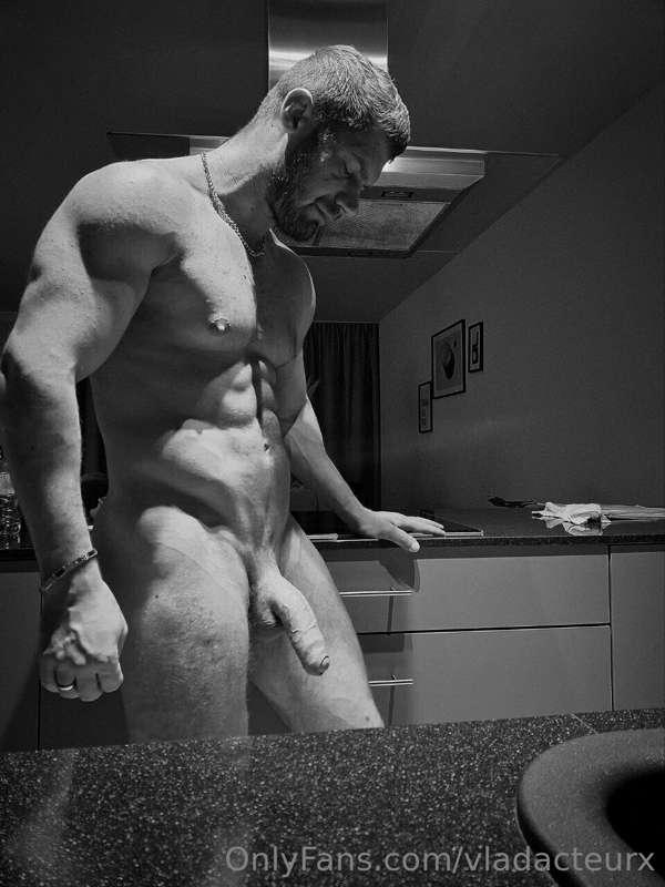 all black and white, do you like it?