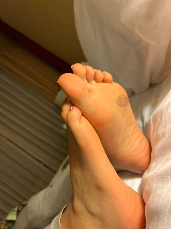 prettyfeetparis image #6