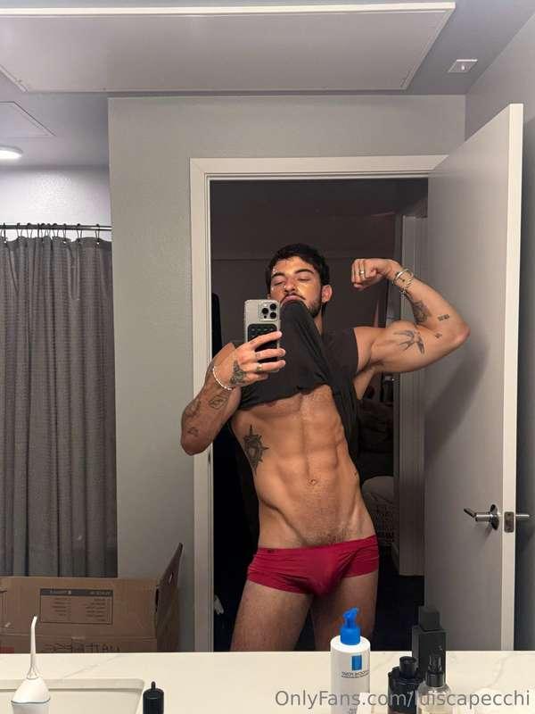 HAPPY MEMORIAL DAY! Gonna be giving you something exxxtra sp..